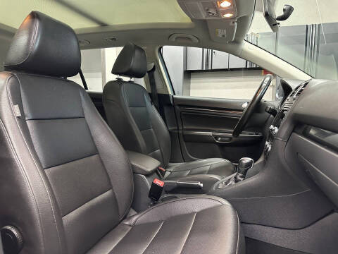 2014 Volkswagen Jetta SportWagen TDI