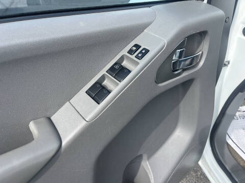 2015 Nissan Frontier SV