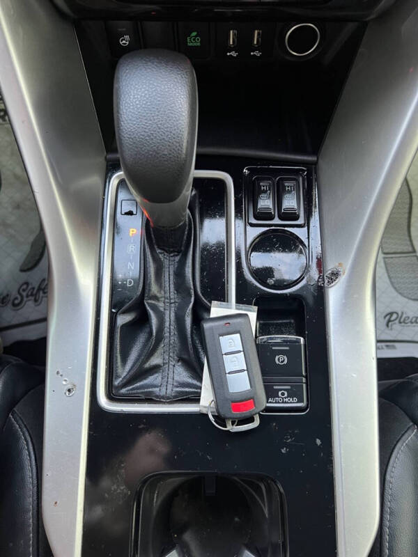 2022 Mitsubishi Eclipse Cross SEL