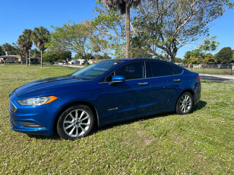 2017 Ford Fusion Hybrid SE