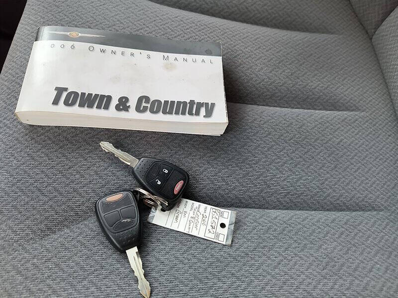 2006 Chrysler Town and Country