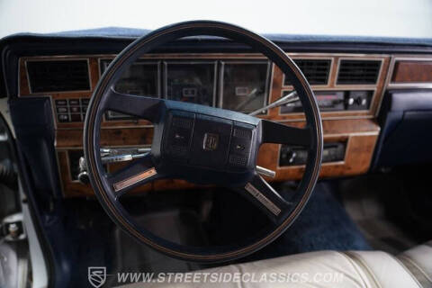 1985 Lincoln Town Car
