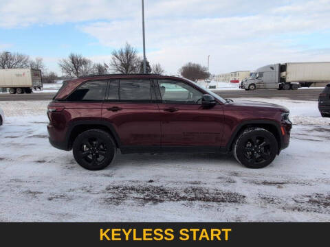 2023 Jeep Grand Cherokee Altitude