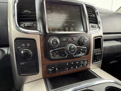 2016 RAM 3500 Laramie