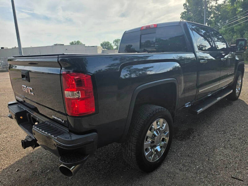 2018 GMC Sierra 2500HD Denali