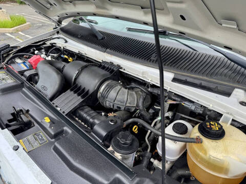 2013 Ford E-Series E-450 SD