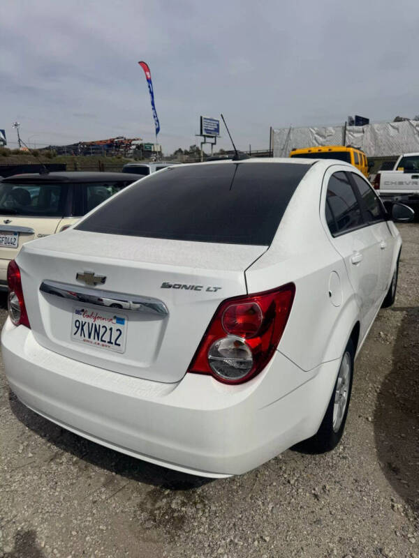 2015 Chevrolet Sonic LT Auto