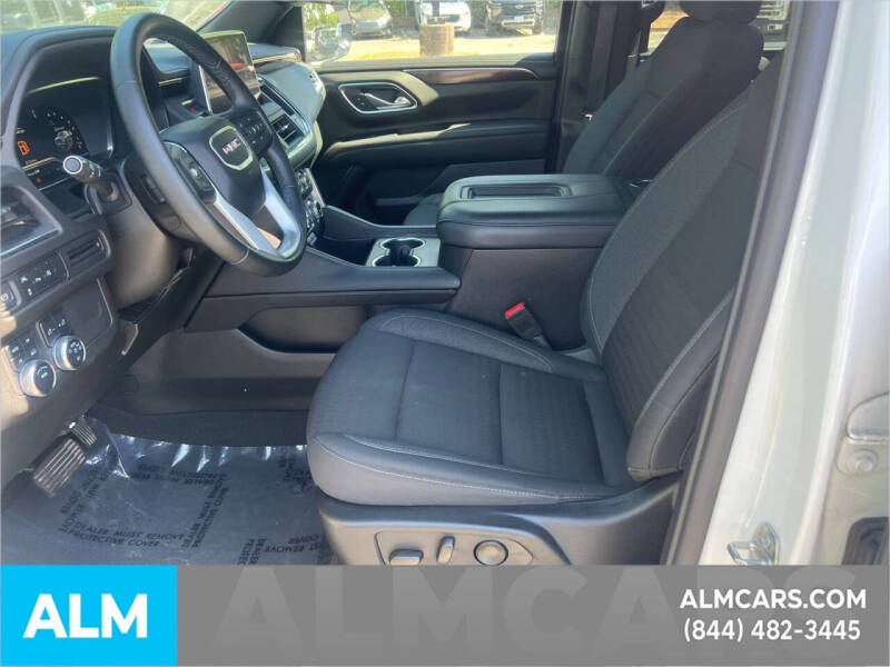 2024 GMC Yukon SLE