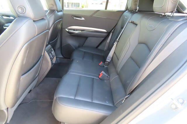 2024 Cadillac XT4 Premium Luxury