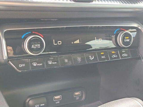2023 Kia K5 EX