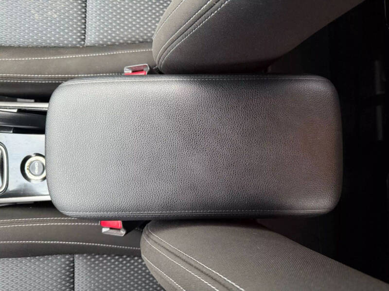 2017 Mitsubishi Outlander ES