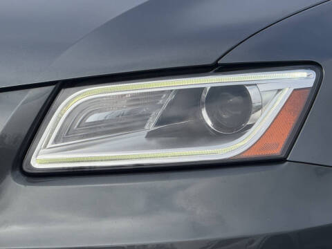 2016 Audi Q5 2.0T quattro Premium Plus