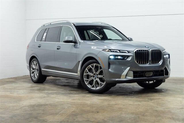 2025 BMW X7 xDrive40i