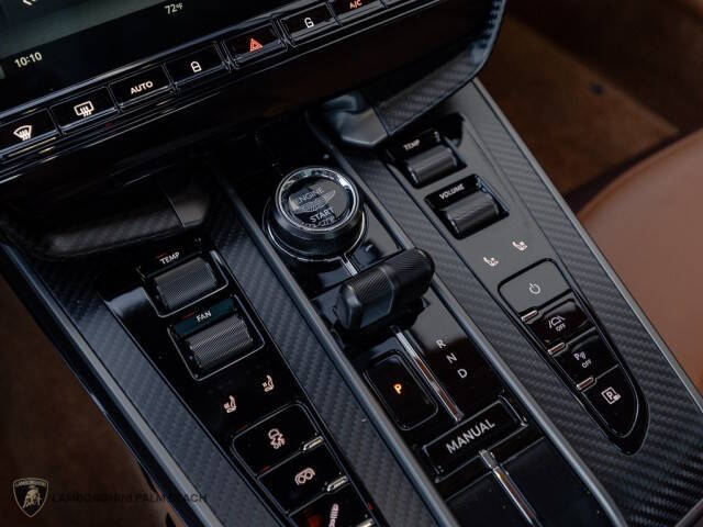 2025 Aston Martin Vanquish