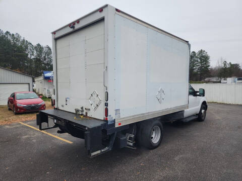 2015 Ford F-350 Super Duty for sale at Econo Auto Sales Inc in Raleigh NC