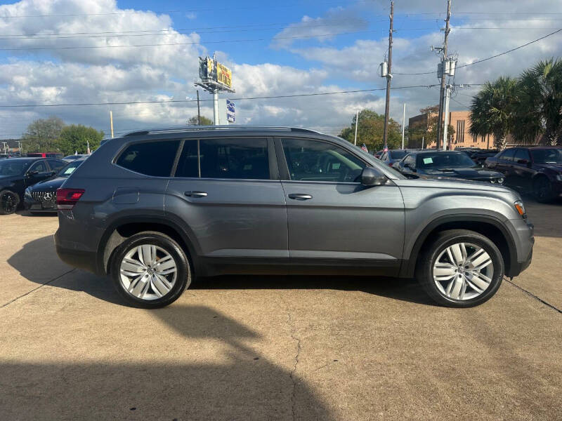 2019 Volkswagen Atlas V6 SE R-Line