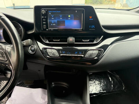 2018 Toyota C-HR XLE Premium