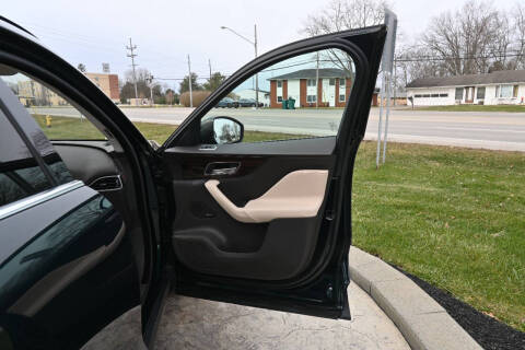 2017 Jaguar F-PACE 35t Prestige