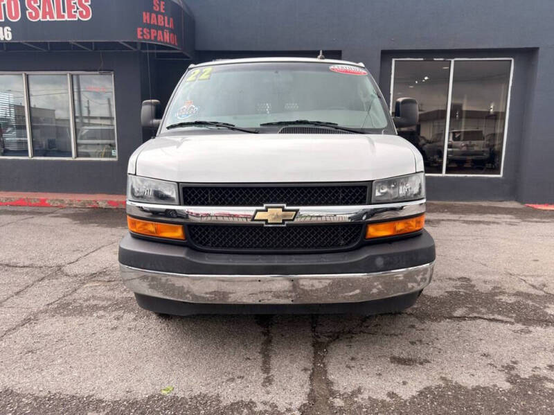 2022 Chevrolet Express 2500