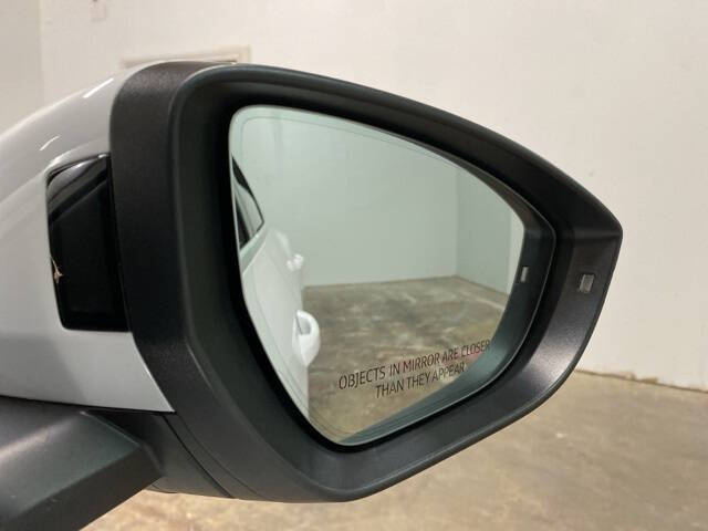 2024 Audi Q8 e-tron quattro Premium Plus