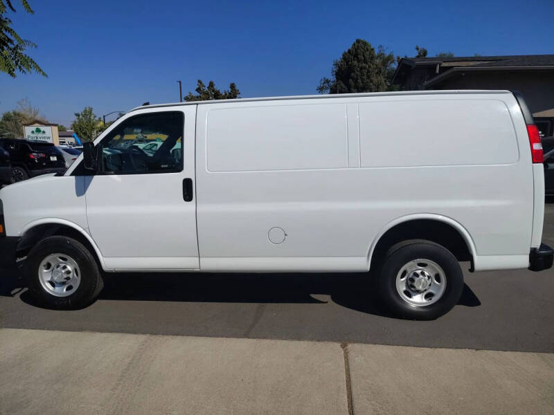 2020 Chevrolet Express 2500