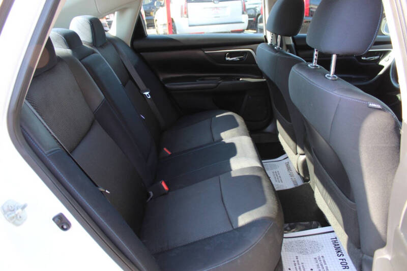 2017 Nissan Altima 2.5 SR