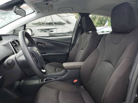 2020 Toyota Prius LE