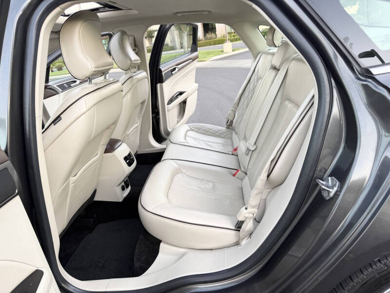 2017 Ford Fusion Energi Platinum