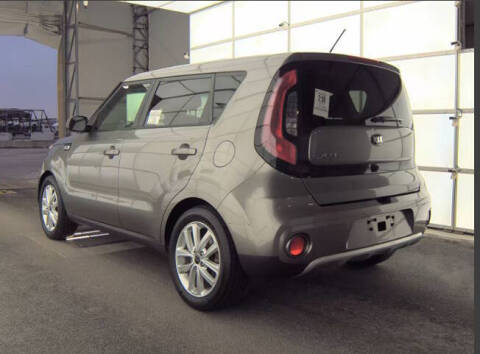 2017 Kia Soul +