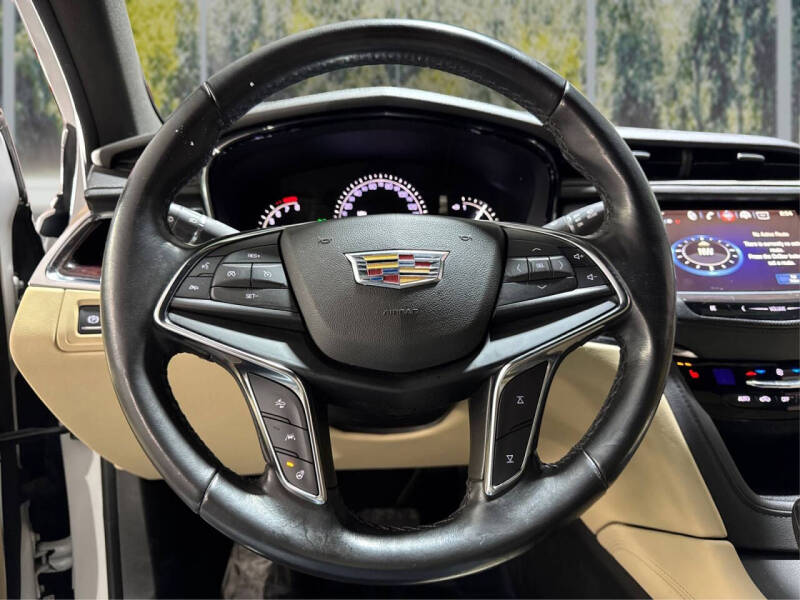 2019 Cadillac XT5 Luxury