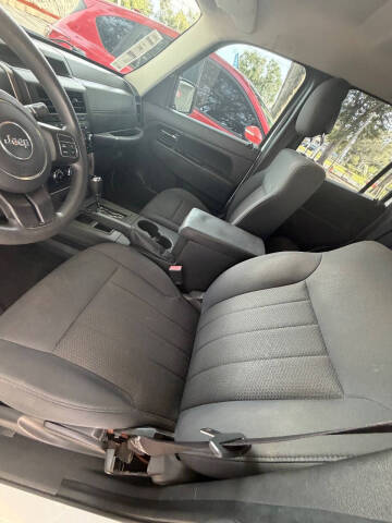 2012 Jeep Liberty Latitude