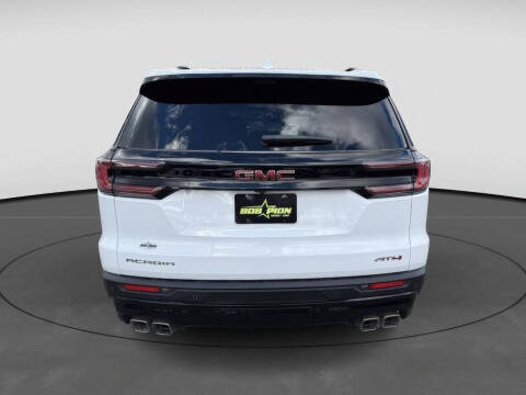 2026 GMC Acadia AT4