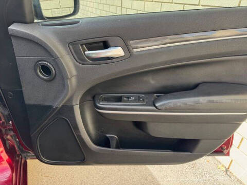 2018 Chrysler 300 Touring