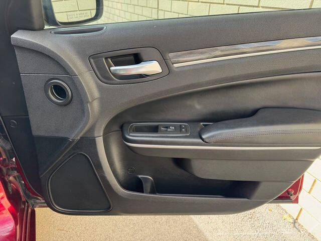 2018 Chrysler 300 Touring