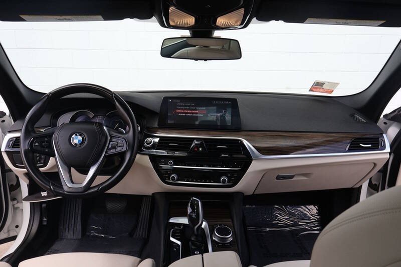 2019 BMW 5 Series 530e iPerformance