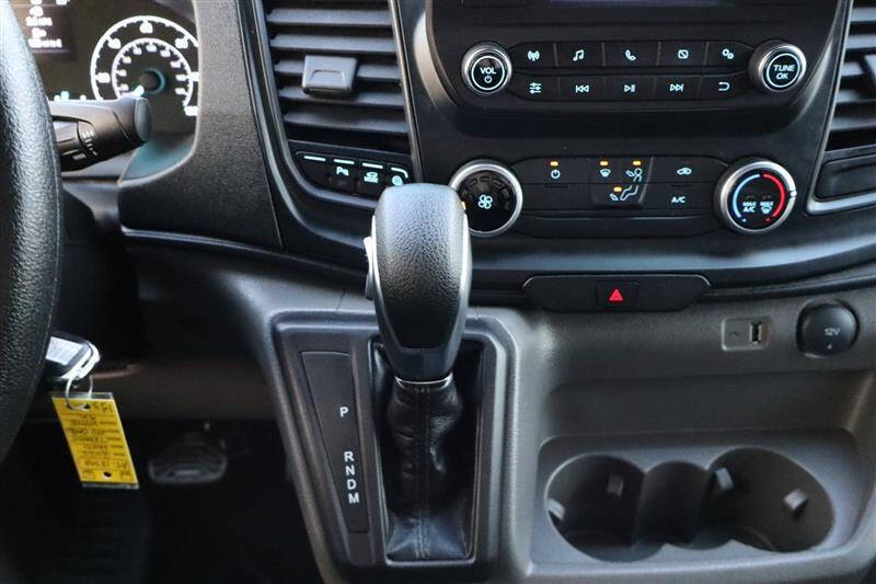 2025 Ford Transit 250