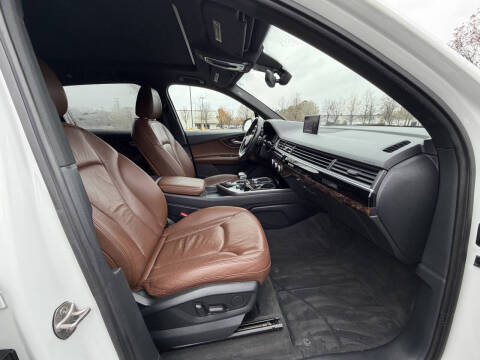 2017 Audi Q7 3.0T quattro Premium Plus