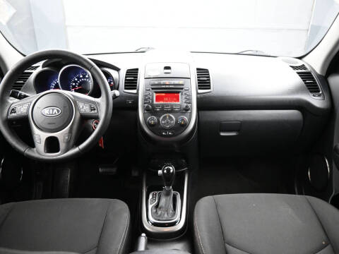 2012 Kia Soul +