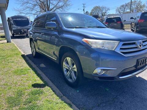 2013 Toyota Highlander for sale at Carz Unlimited in Richmond VA