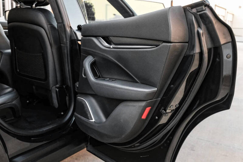 2022 Maserati Levante Modena