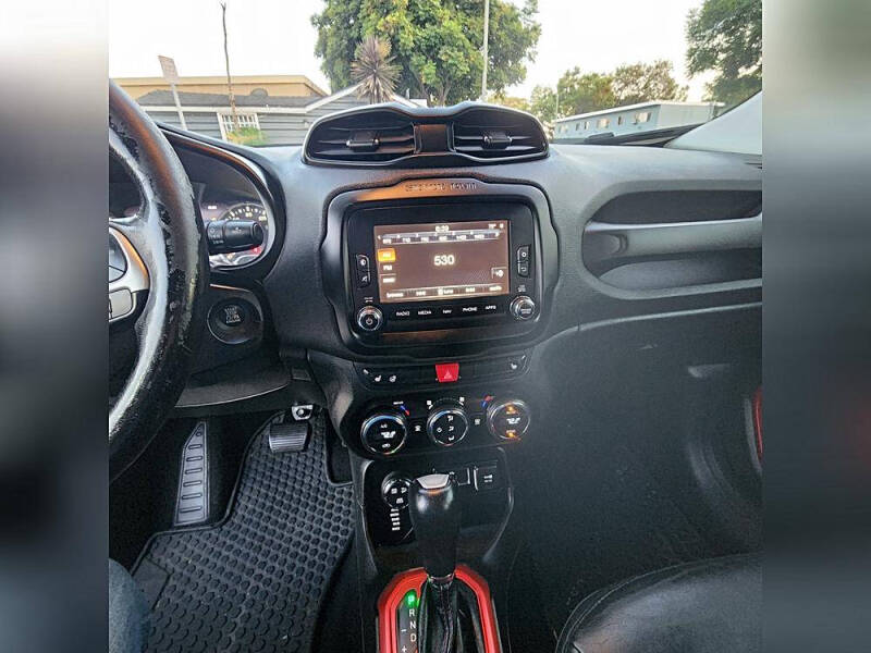 2016 Jeep Renegade Trailhawk