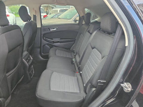 2018 Ford Edge SE