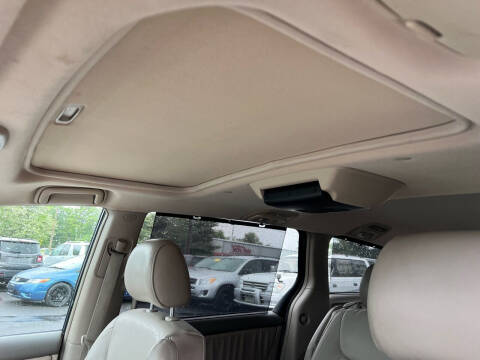 2005 Toyota Sienna XLE Limited 7 Passenger