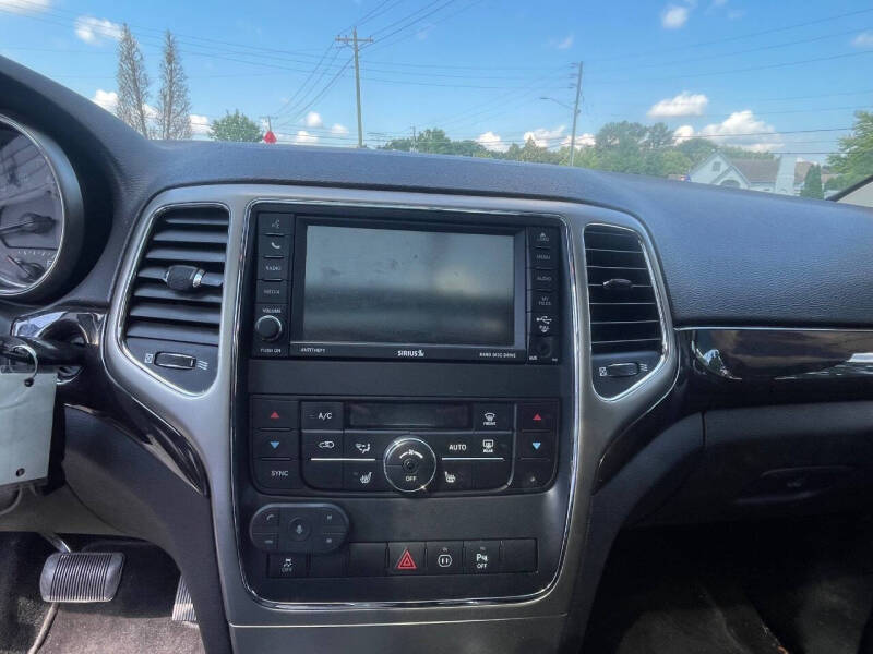 2012 Jeep Grand Cherokee Laredo