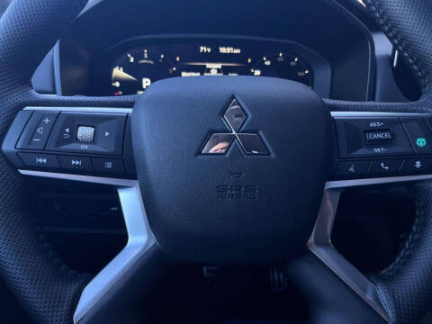 2026 Mitsubishi Outlander SEL