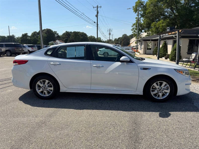 2017 Kia Optima 6