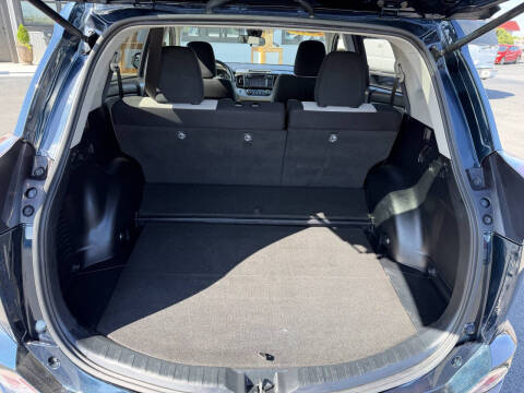 2017 Toyota RAV4 Hybrid XLE
