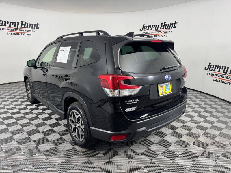 2022 Subaru Forester Premium