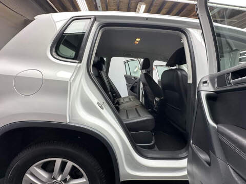 2017 Volkswagen Tiguan 2.0T S 4Motion