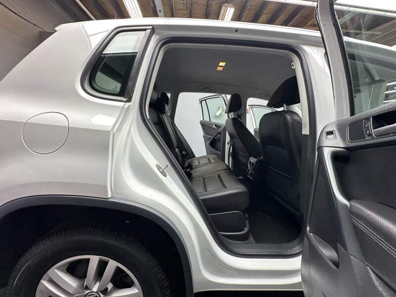 2017 Volkswagen Tiguan 2.0T S 4Motion